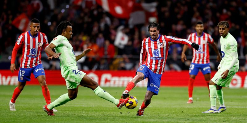 Soi kèo Atletico Madrid vs Barcelona muốn có vé đá bán kết